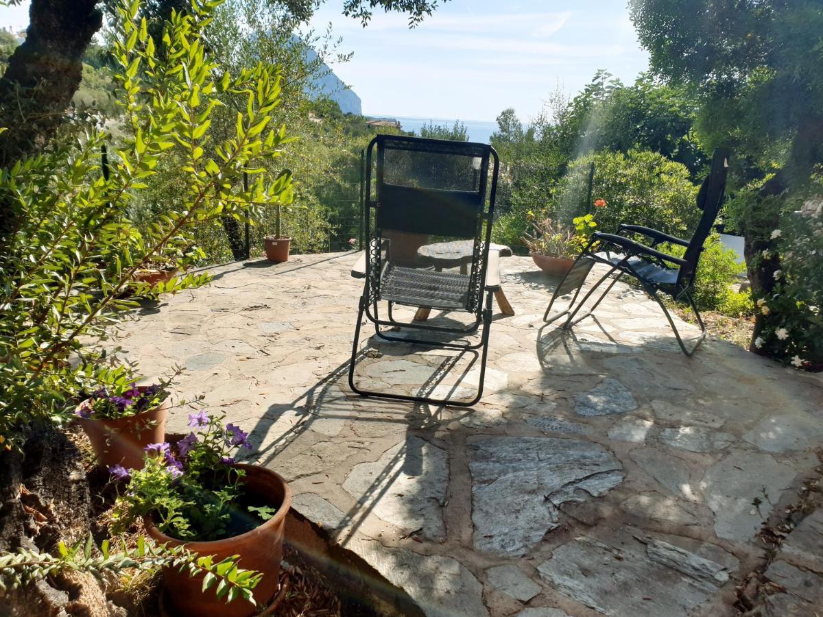 Appartamento Vasiliki Porto San Paolo  Exteriör bild