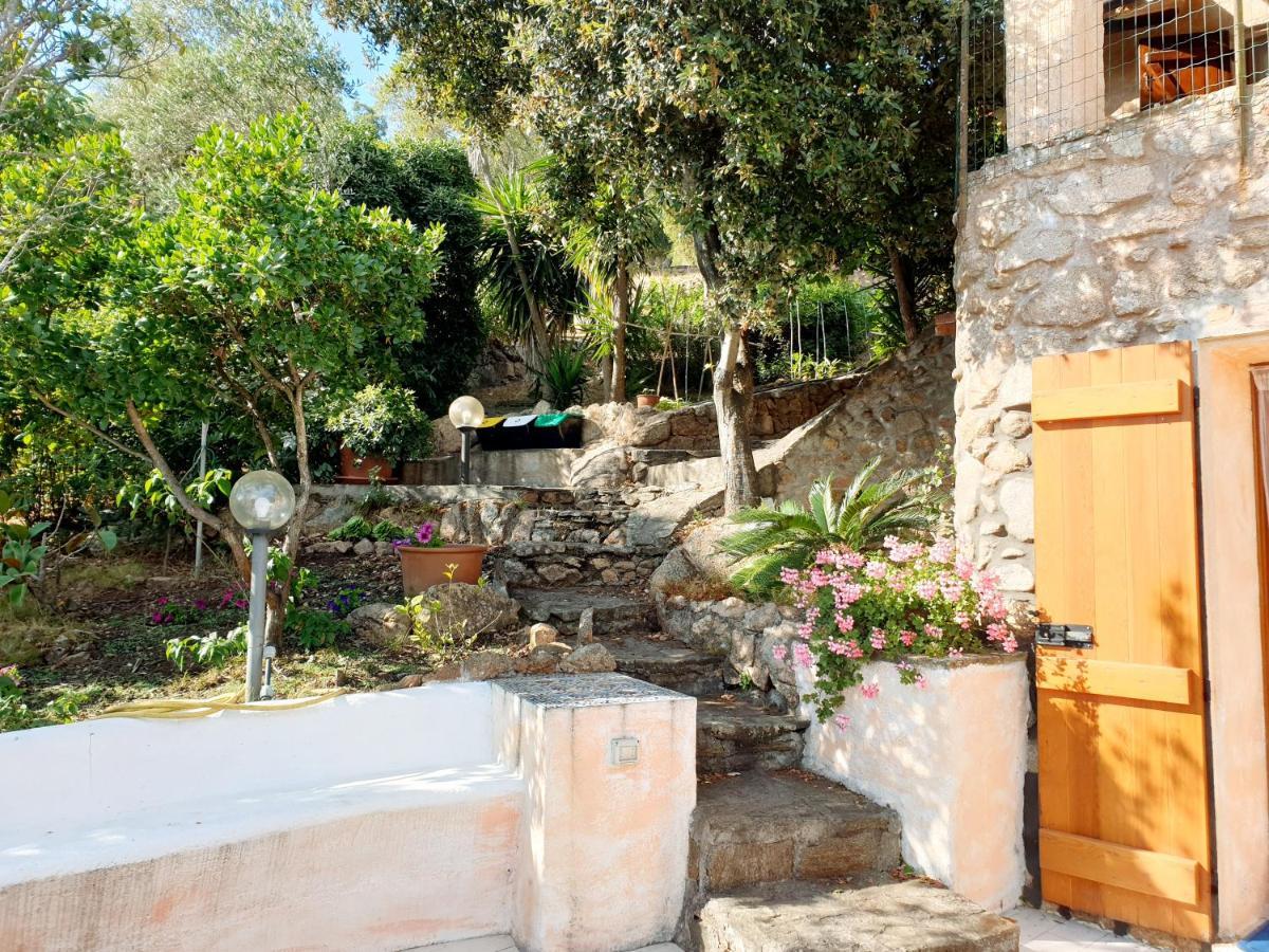 Appartamento Vasiliki Porto San Paolo  Exteriör bild